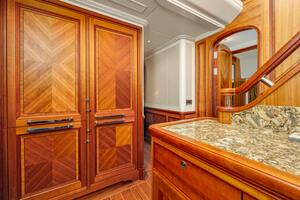 FRIVOLOUS 76ft Hunt Yachts Yacht For Sale