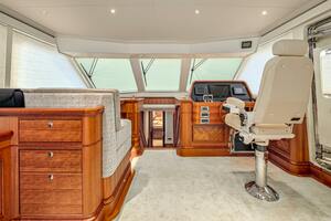 FRIVOLOUS 76ft Hunt Yachts Yacht For Sale