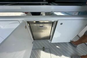 49FT (15.04M) AZIMUT