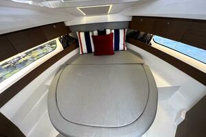 Relation Ship 29ft Jeanneau Yacht For Sale