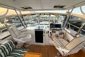 2002 Legacy 34 Express Twin Jet thumbnail 16