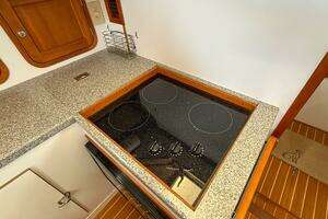2002 Legacy 34 Express Twin Jet thumbnail 30