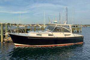2002 Legacy 34 Express Twin Jet thumbnail 2