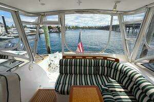 2002 Legacy 34 Express Twin Jet thumbnail 48