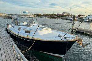 2002 Legacy 34 Express Twin Jet thumbnail 4