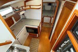 2002 Legacy 34 Express Twin Jet thumbnail 26