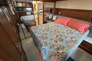 PerfectSeas 42ft Carver Yacht For Sale
