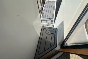 PerfectSeas 42ft Carver Yacht For Sale