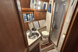 PerfectSeas 42ft Carver Yacht For Sale