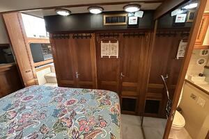 PerfectSeas 42ft Carver Yacht For Sale
