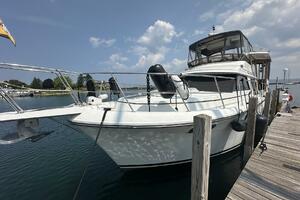 PerfectSeas 42ft Carver Yacht For Sale