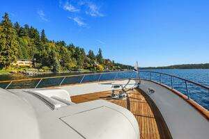 2001 Rayburn Custom Yachts Flush Deck thumbnail 64