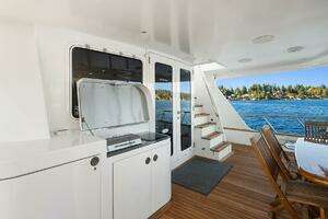 2001 Rayburn Custom Yachts Flush Deck thumbnail 51