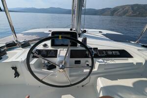 2020-lagoon-46-sail-9906407-20250812011325588-2.jpg