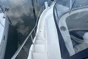 39' Silverton port side deck1