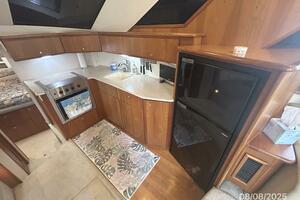 39' Silverton galley1