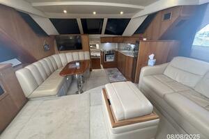 39' Silverton salon forward