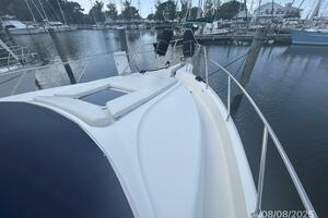 39' Silverton foredeck2