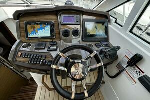 45FT (13.72M) CRUISERS YACHTS