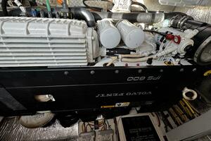 45FT (13.72M) CRUISERS YACHTS