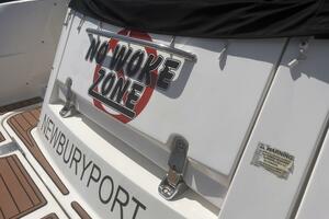 NO WOKE ZONE 33ft Sea Ray Yacht For Sale