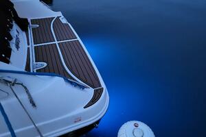 NO WOKE ZONE 33ft Sea Ray Yacht For Sale