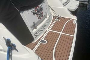 NO WOKE ZONE 33ft Sea Ray Yacht For Sale