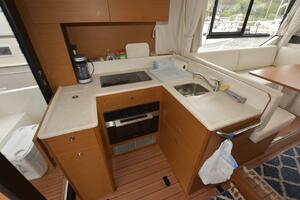 44FT (13.44M) BENETEAU