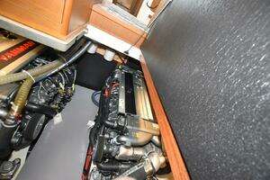 2023 Beneteau Swift Trawler 41 Fly thumbnail 24