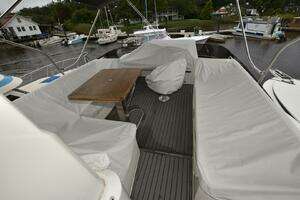 2023 Beneteau Swift Trawler 41 Fly thumbnail 32
