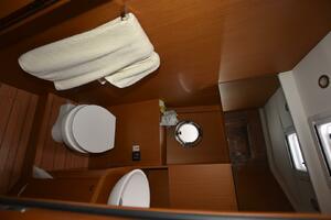 44FT (13.44M) BENETEAU