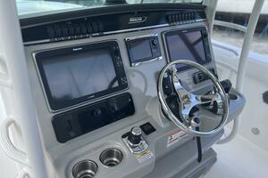 2014 Boston Whaler 350 Outrage Helm from port with electroni
