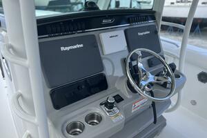 2014 Boston Whaler 350 Outrage Helm from Port with all Elect