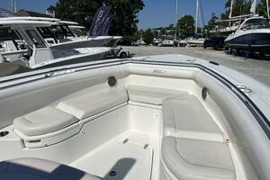 35ft Boston Whaler Yacht For Sale