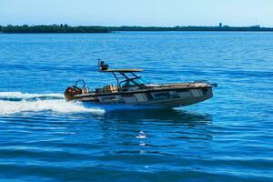 2022 Axopar Brabus Shadow 500 TT - Starboard