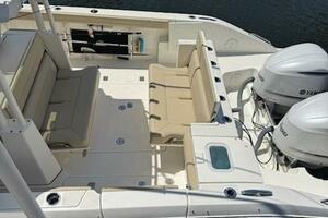 32ft Pursuit Yacht For Sale