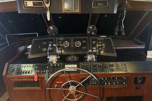 50ft Chris Craft Yacht For Sale