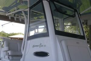 30ft Sea Hunt Yacht For Sale