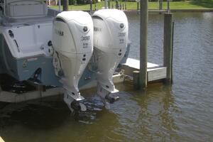 30ft Sea Hunt Yacht For Sale
