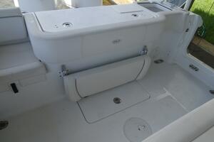 30ft Sea Hunt Yacht For Sale