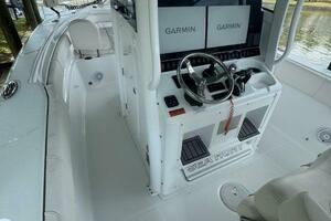 30ft Sea Hunt Yacht For Sale