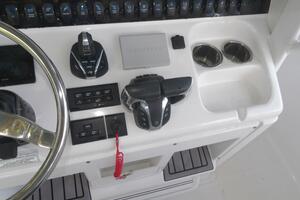 30ft Sea Hunt Yacht For Sale