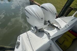 30ft Sea Hunt Yacht For Sale