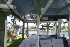 30ft Sea Hunt Yacht For Sale
