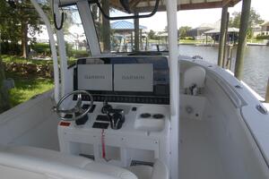 30ft Sea Hunt Yacht For Sale