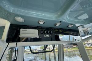 30ft Sea Hunt Yacht For Sale