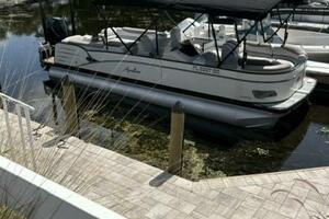 25ft Avalon Yacht For Sale