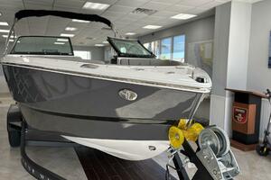 Photo 5550046 for 2026 Four Winns H2  