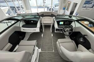 Photo 5550063 for 2026 Four Winns H2  