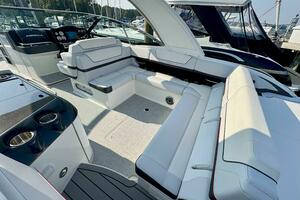 35FT (10.67M) FORMULA yacht for sale